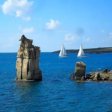 Lu' 4* Carloforte (Isola di San Pietro)