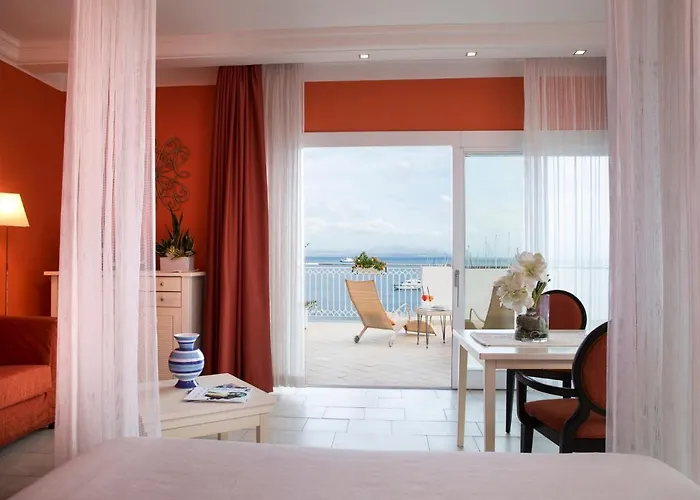 Lu' Riviera - Otel Carloforte (Isola di San Pietro)