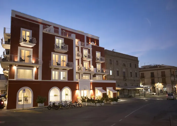 Lu' Riviera - Hotel Carloforte (Isola di San Pietro)