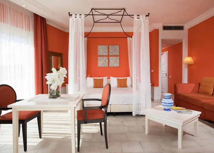 Otel Lu' Riviera - 4*